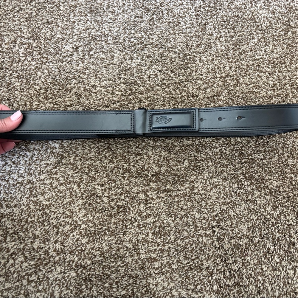 DICKIES BRAND Black Leather Belt.
